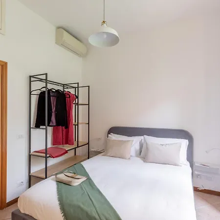 Iflat Comfortable Next To The Vatican Рим