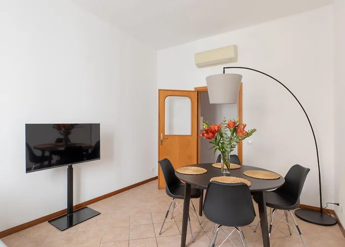 Iflat Comfortable Next To The Vatican *